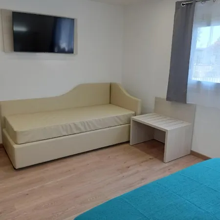 Tropical Ξενοδοχείο με διαμερίσματα