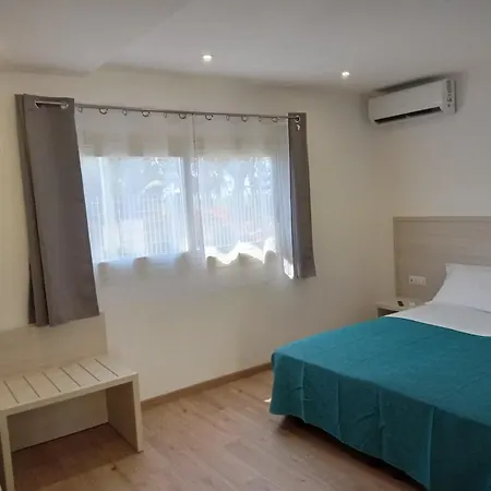 Ξενοδοχείο με διαμερίσματα Tropical Diamante