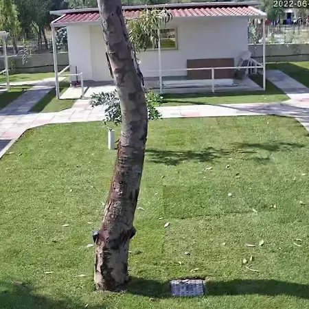 Ξενοδοχείο με διαμερίσματα Tropical