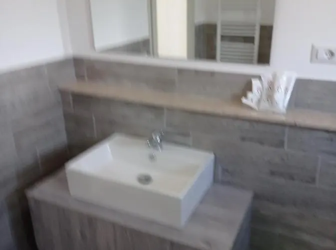 Tropical アパートホテル